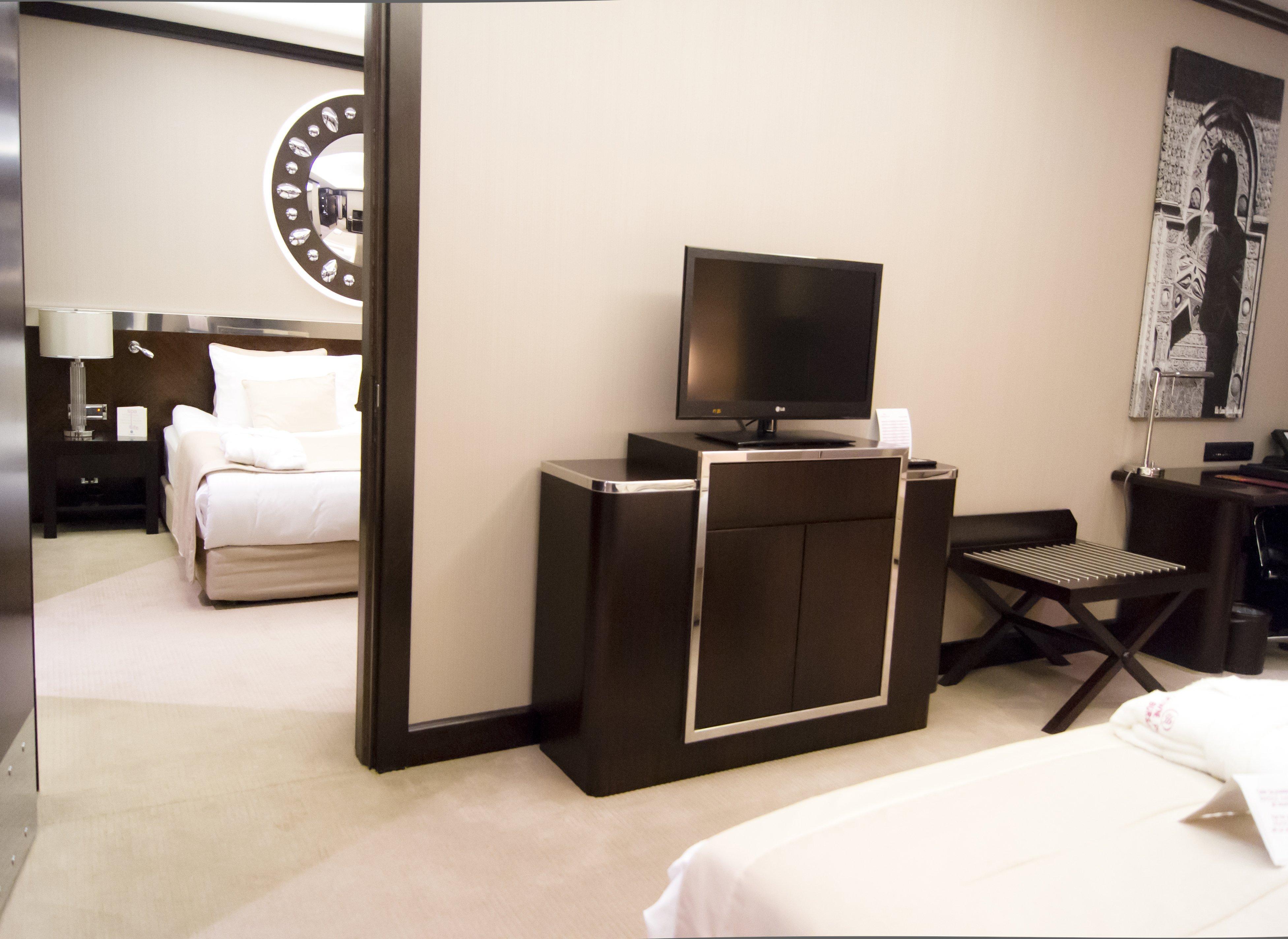 크라운 플라자 부르사 컨벤션 센터 앤드 테르말 스파 호텔 부루사 외부 사진 A room at the hotel